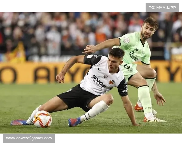 巴列卡诺高位逼抢战术遇克星,西班牙人防守反击显威力